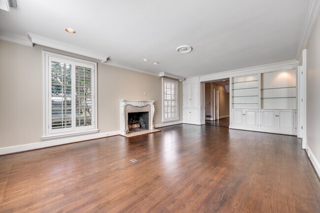 Building Photo - 4520 Westway Ave