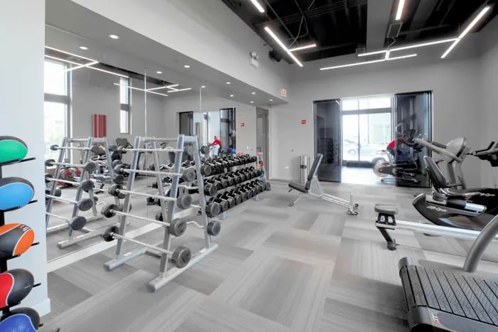 Building Photo - 350 N Desplaines St