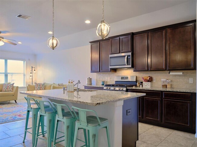 Building Photo - 12629 Pirate Bend Dr