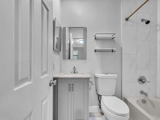 Building Photo - 3880 NW 79th Ave