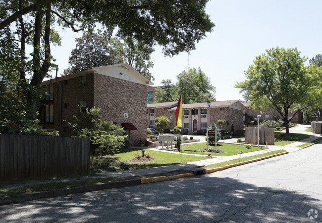 Villas At Grant Park