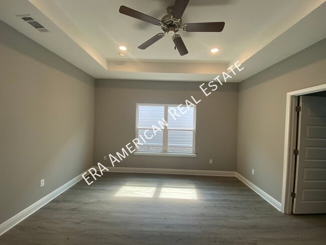 Building Photo - 997 Skylark Rd