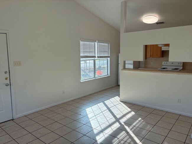 Building Photo - 1408_PEREZ ST