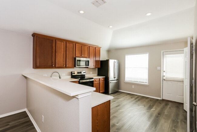 Building Photo - 1205 Artesia Dr