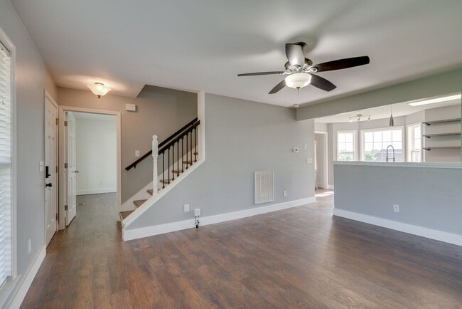 Building Photo - Charming Thompson Station Home in Sought-After Williamson County School District