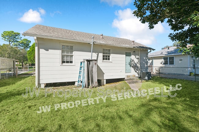 Building Photo - 1540 Richland Rd