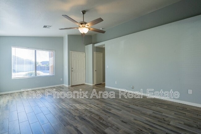 Building Photo - 1362 N McKenna Ln