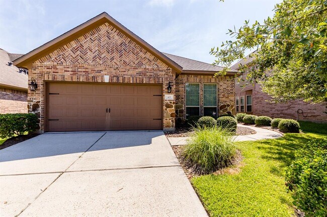 Primary Photo - 63 Sagamore Ridge Pl