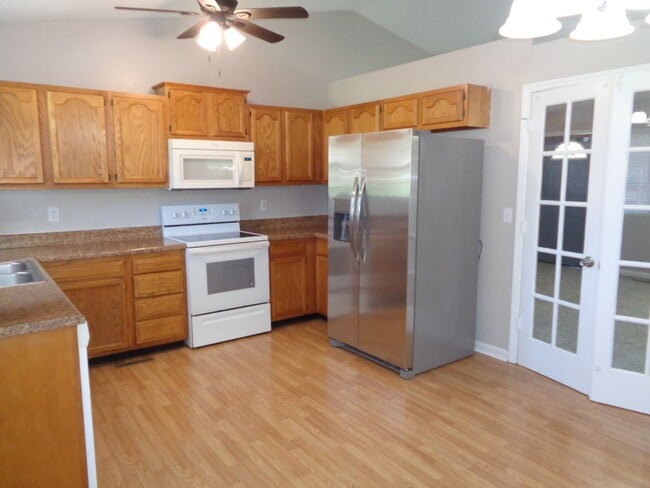 Building Photo - Upgraded House for Rent-3 Bedroom