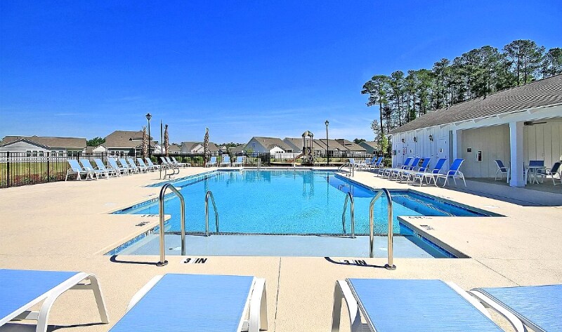 Building Photo - 8160 Forest Edge Dr