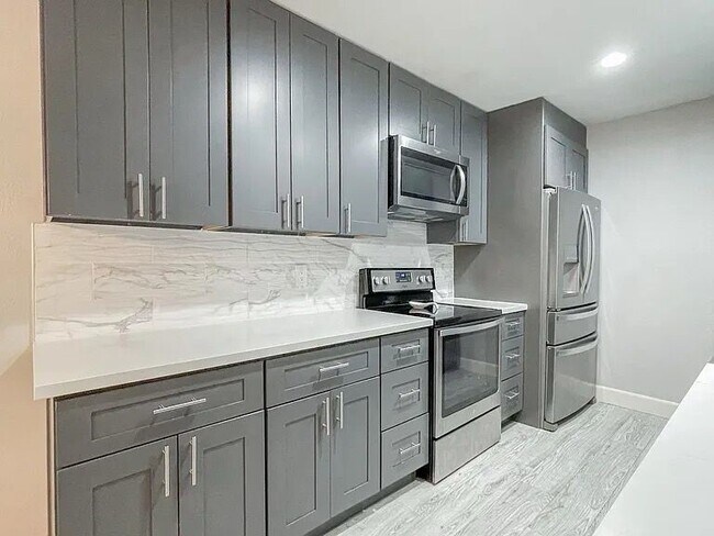 Building Photo - 12633 Memorial Dr