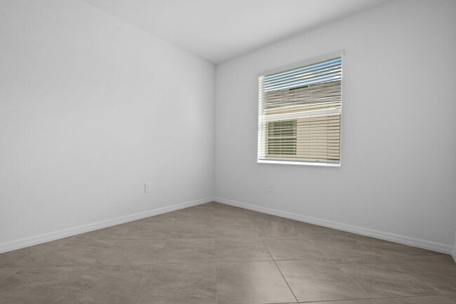 Building Photo - 4373 Lemongrass Dr