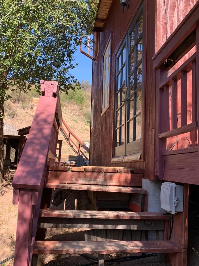 Entrance Steps - 23273 Red Rock Rd