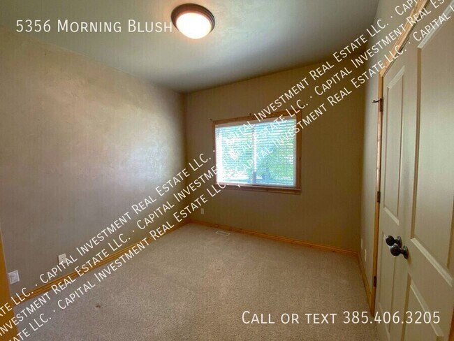 Building Photo - 5356 Morning Blush Dr