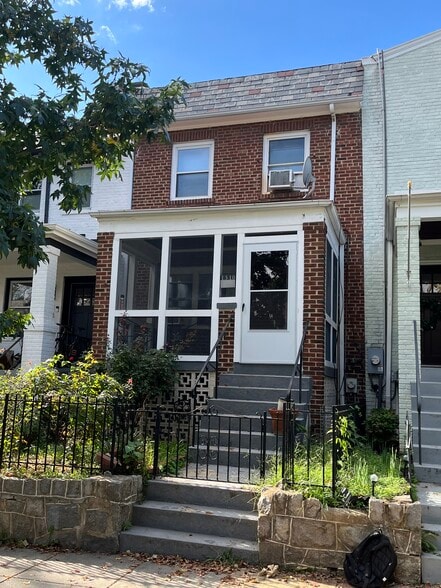Primary Photo - 1310 Staples St NE