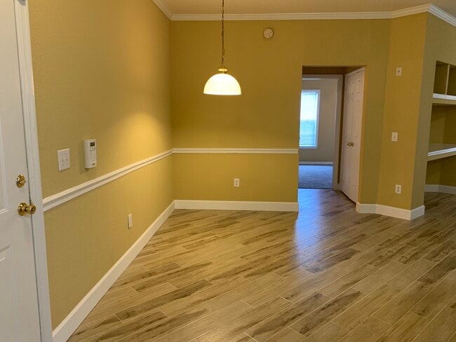 Building Photo - 3751 Conroy Rd