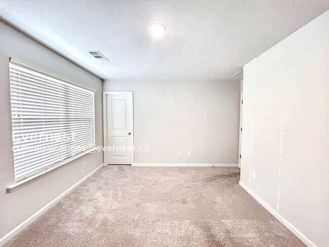 Building Photo - 2797 Aralynn Wy