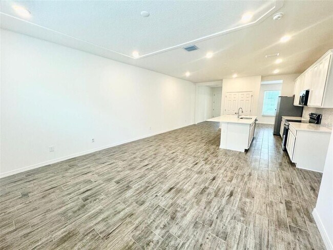 Building Photo - 7019 Twilight Bay Dr