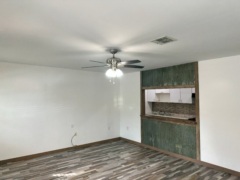 Building Photo - 3446 LA-594