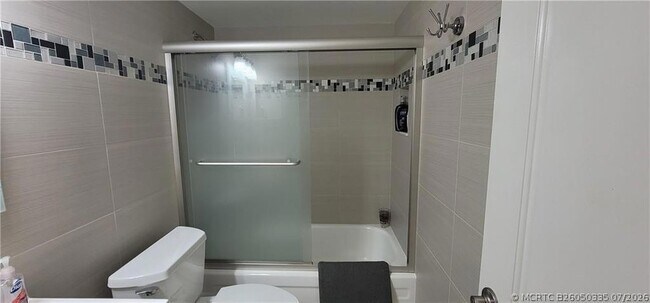 Building Photo - 6010 S Falls Cir Dr