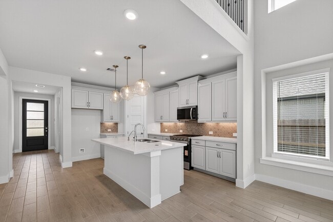 Building Photo - 6822 Ivory Sedge Trl