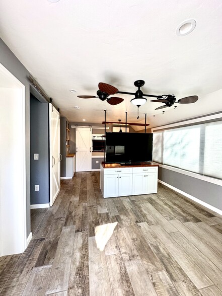 Building Photo - 38374 Rainbow Heights Pl