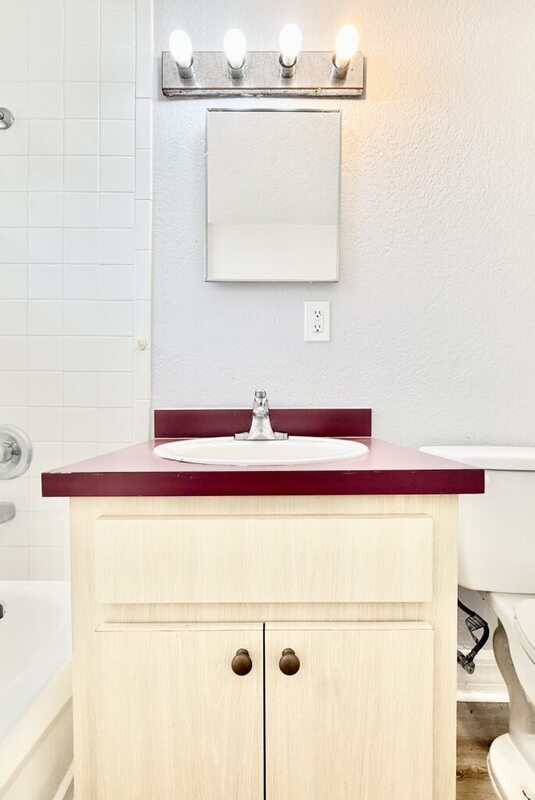 Building Photo - 235 W Northside Dr