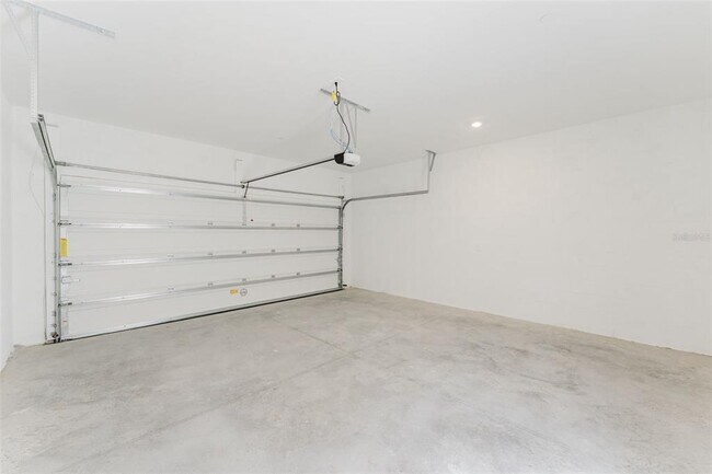 Building Photo - 2333 White Buffalo St