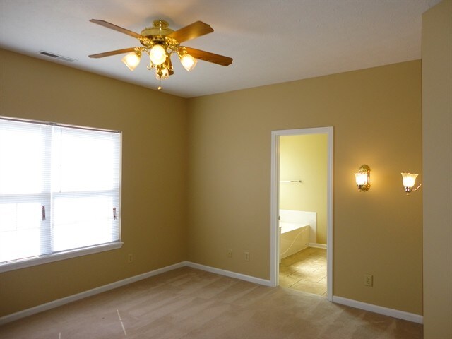 Building Photo - 13905 Brightwater Dr