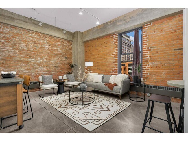 Building Photo - 250 Park Ave