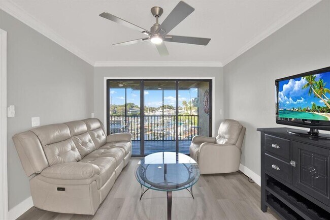 Building Photo - 622 Yardarm Dr