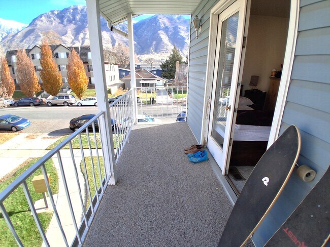 Building Photo - 565 N 300 E