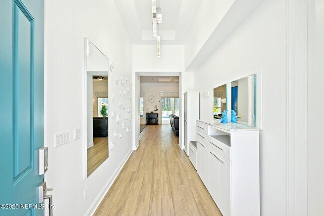 Building Photo - 210 Terra Oaks Dr