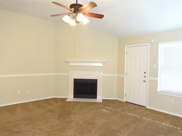Building Photo - 1819 Manor Dr