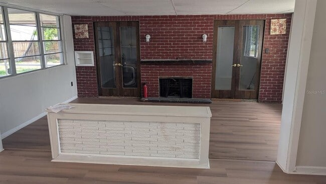 Building Photo - 714 Governors Ave