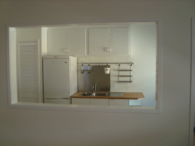 Building Photo - 1548 Rendall Plz