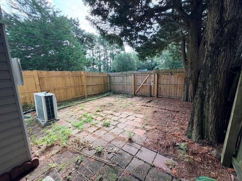 Building Photo - 4515 Renwood Ct