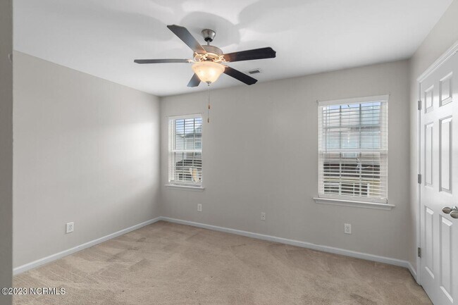 Building Photo - 9005 Banister Loop