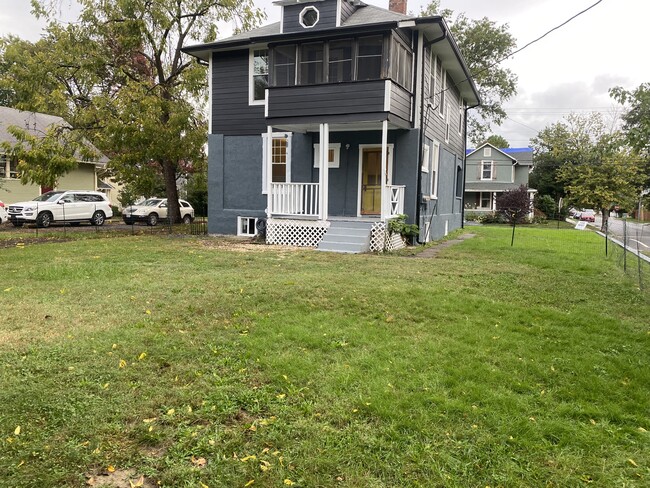 Double lot - 219 E Bellefonte Ave