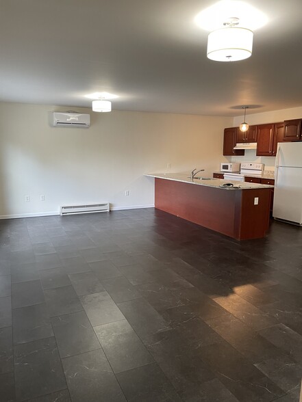 Building Photo - 120 Chambers Aly