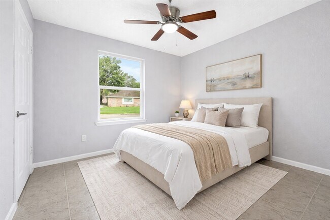 Building Photo - 5411 Castlecreek Ln