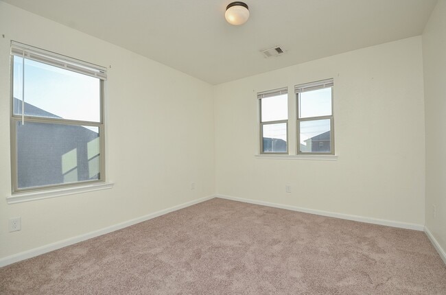 Building Photo - 22510 Auburn Valley Ln