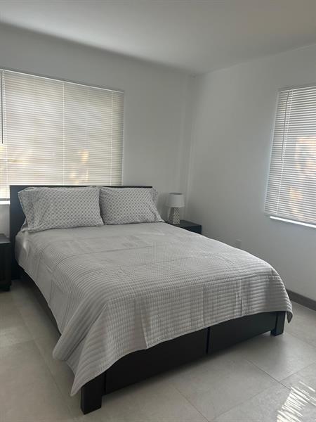 Building Photo - 217 SW 15th St