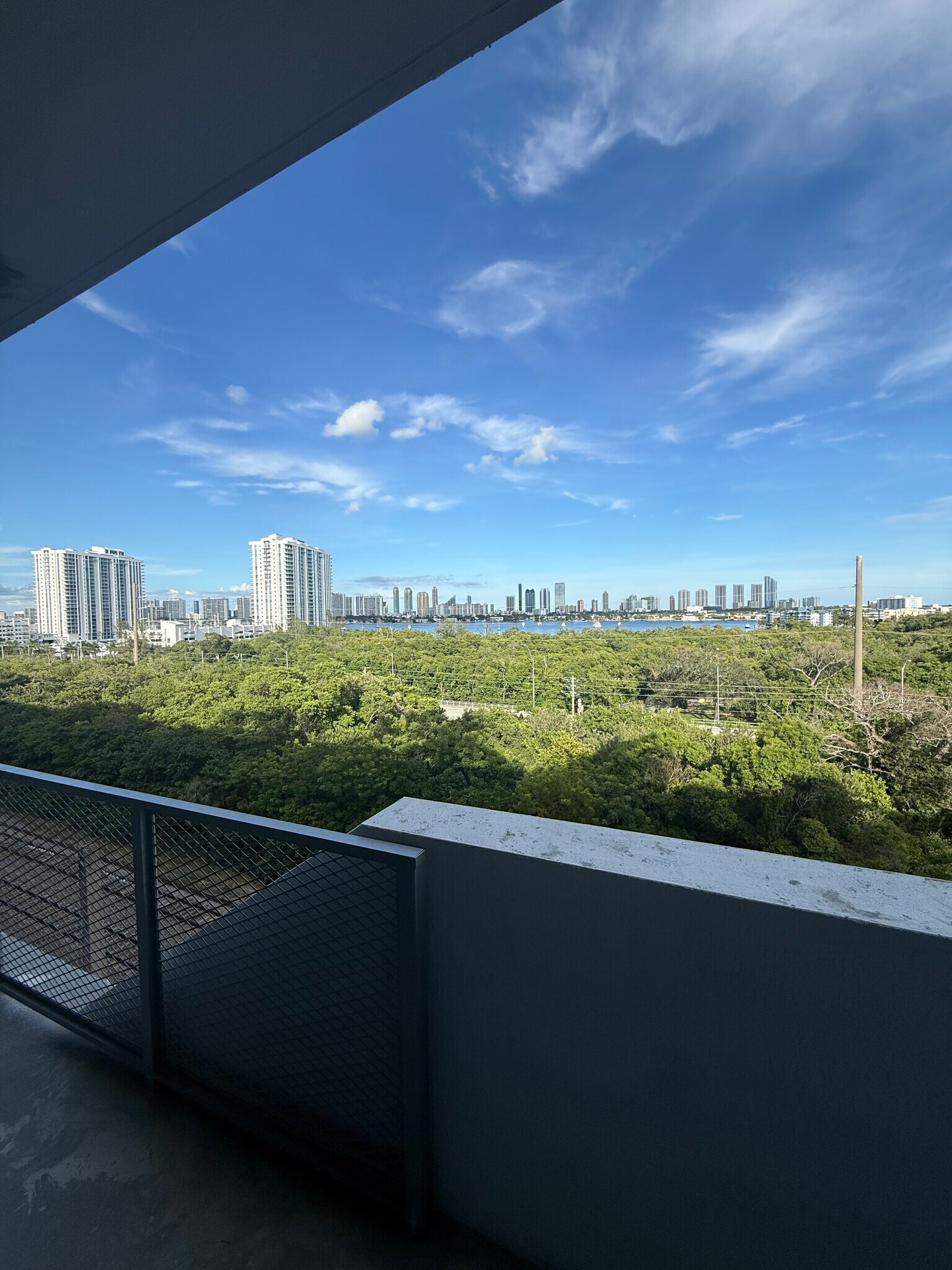 Building Photo - 2054 NE 162nd St