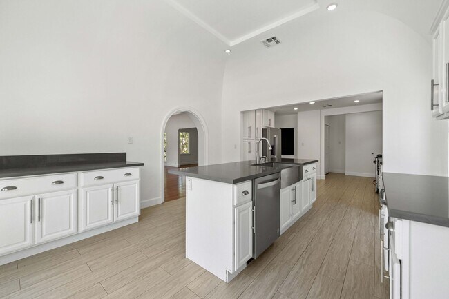 Building Photo - Timeless 1922 Spanish Charm meets Modern Luxury
