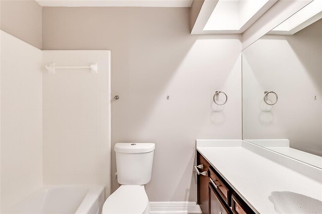 Building Photo - 1143 Orchard Park Cir