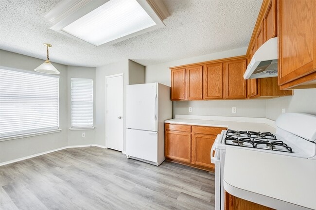 Building Photo - 6431 St Leonard Dr