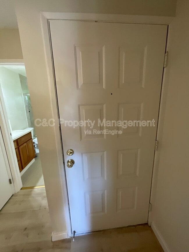 Building Photo - 6254 Joaquin Murieta Ave