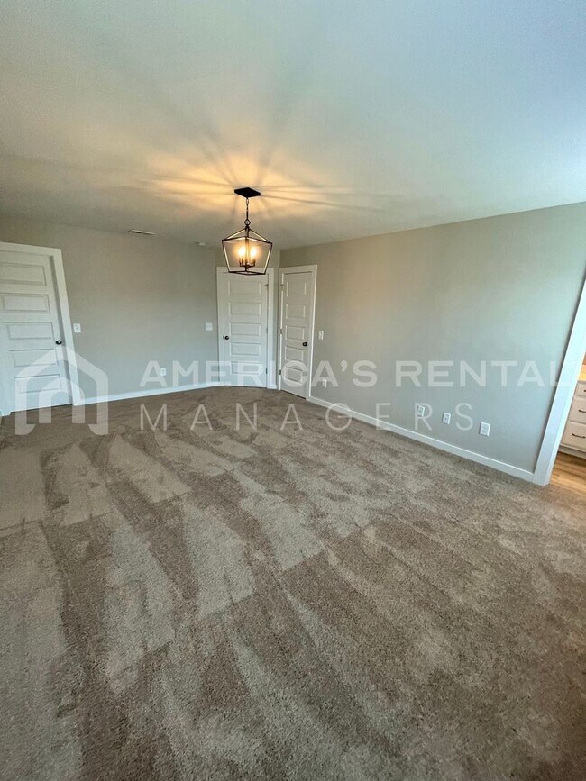 Building Photo - 286 Shiloh Creek Dr