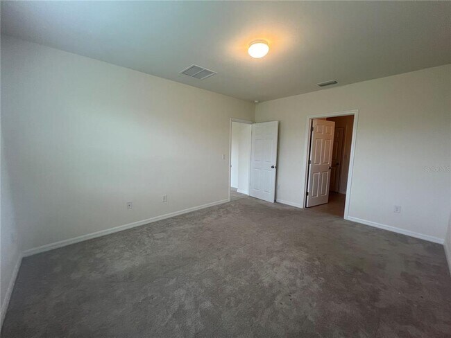 Building Photo - 26291 Trinilas Dr